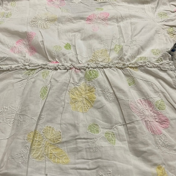 💰3 items for $25 🏷 Koi by Kathy Peterson White Katelyn Mock Wrap Top sz Small - Picture 5 of 9